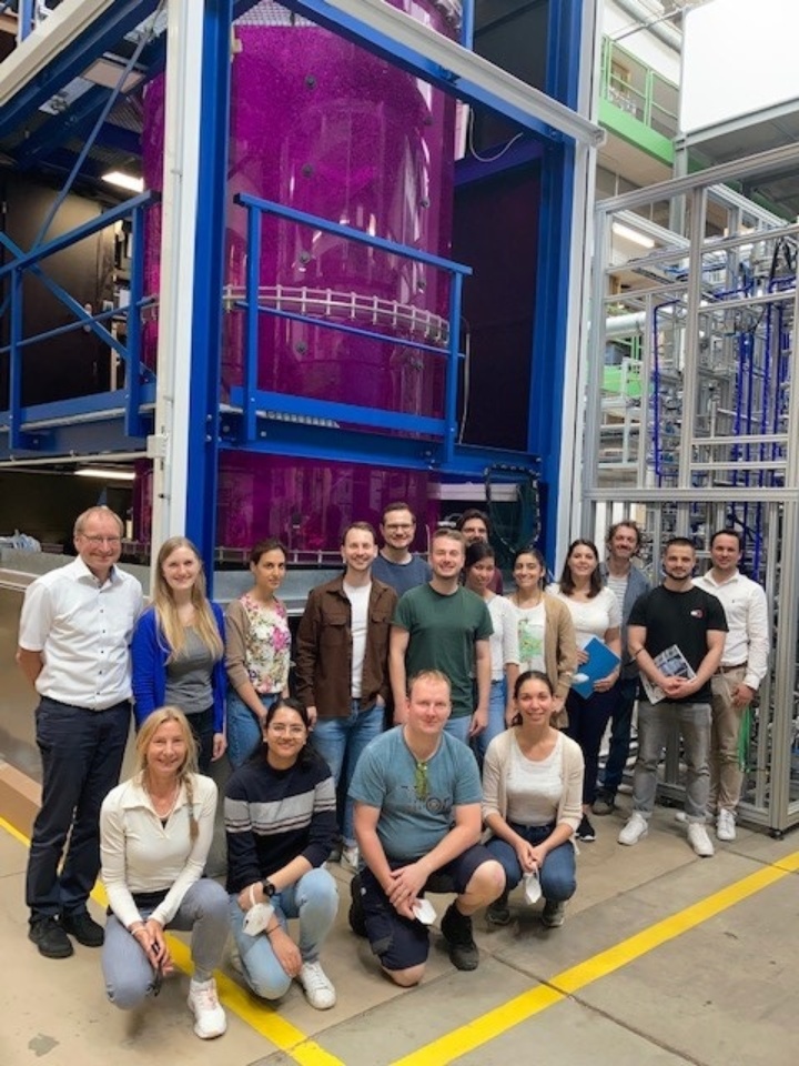 Sommer School at TUHH, Institute of Multiphase Flows, 15.000 L bioreactor